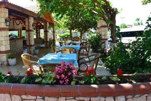 Unsal Hotel