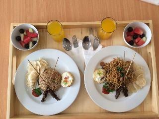 Cozy Stay Hotel Simpang Enam