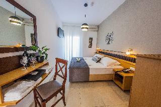 Sarantis Hotel