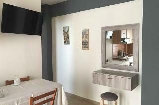 Apartamentos Eleni Studios