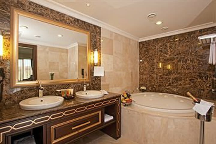 Hotel Crowne Plaza Istanbul Asia
