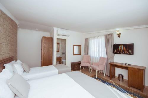 Infinity City Hotel
