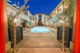 Hotel Caravanserai