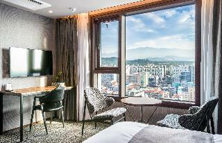 Hotel With Jeju