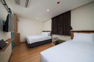 First Stay Hotel