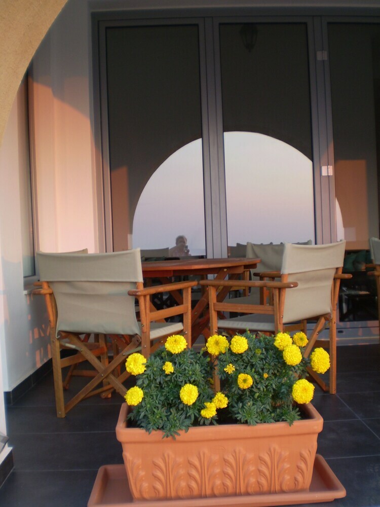 Athenea Hotel