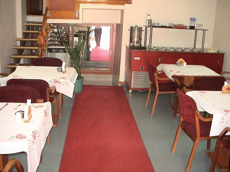 Cagri Hotel
