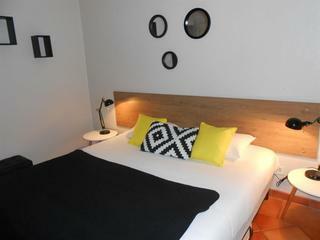 Hotel Athena