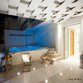 Grand Theoni Hotel Suites & Spa