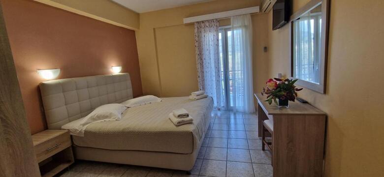 Apartamentos Christina Studios