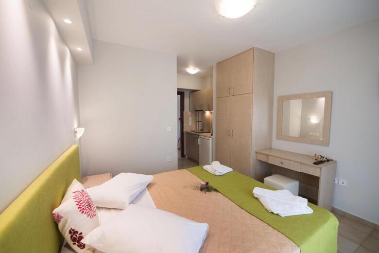 Apartamentos Christina Studios