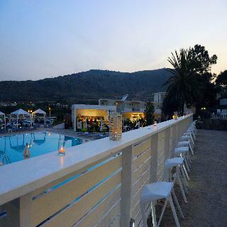 Ellia Hotel