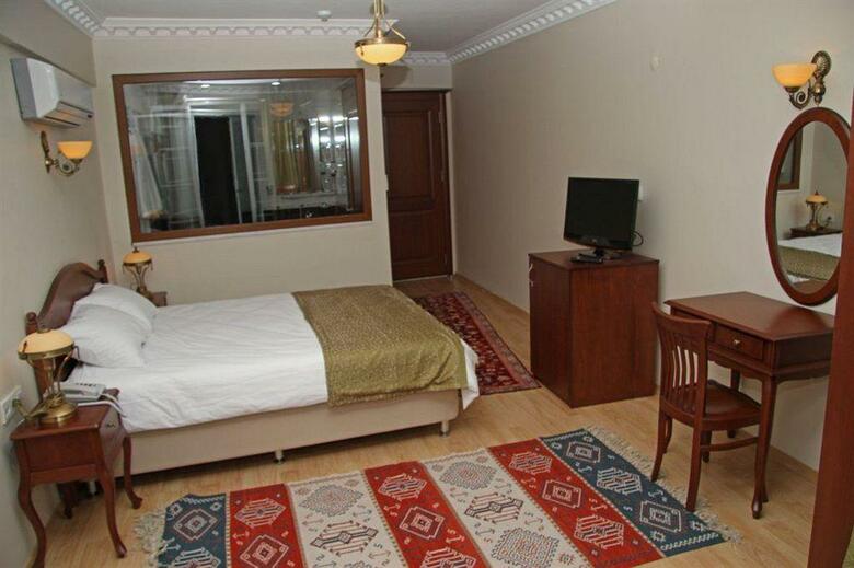 Basileus Hotel