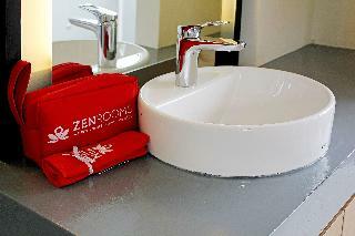 Hotel Zen Rooms Patra Kuningan Syariah