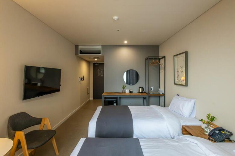 Jk Blossom Hotel