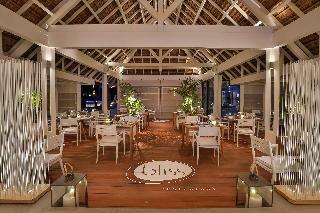 Hotel Anahita Golf & Spa Resort
