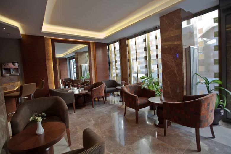 Emerald Hotel