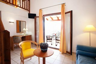 Apartamentos Fiorella Sea View