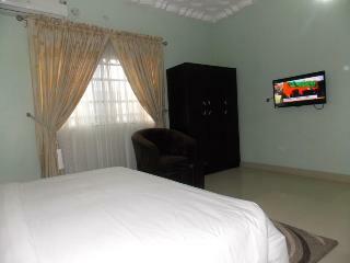 Hotel Sentinel Apartments And Suites Limited