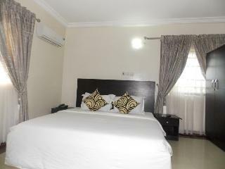 Hotel Sentinel Apartments And Suites Limited