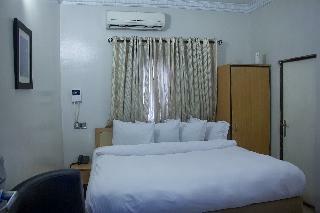 Dv8 Hotel