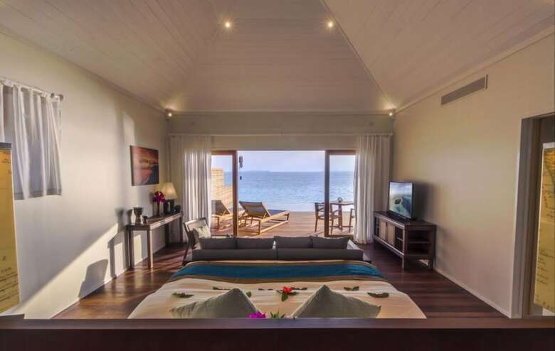 Hotel Hurawalhi Island Resort
