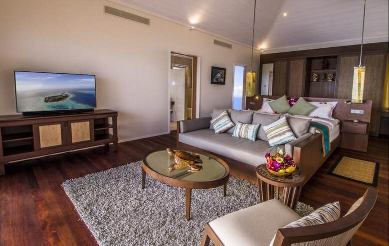 Hotel Hurawalhi Island Resort