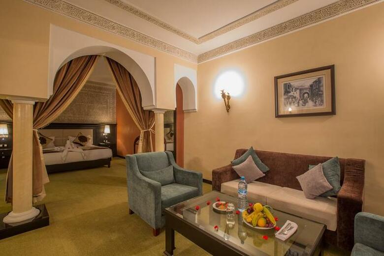 Hotel Riad Ennakhil And Spa
