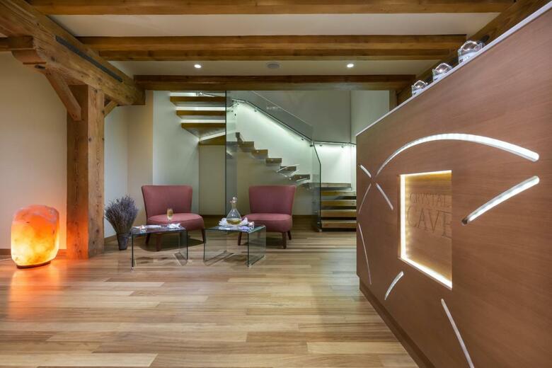 Hydrama Grand Hotel