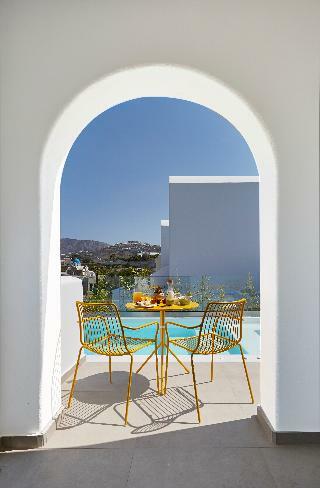 Hotel Altera Pars Suites