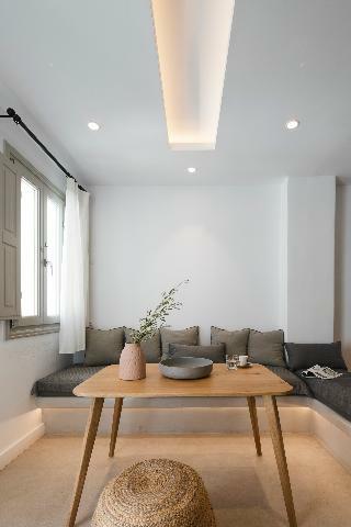 Hotel Altera Pars Suites