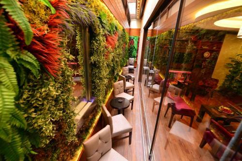 Golden Rest Hotel