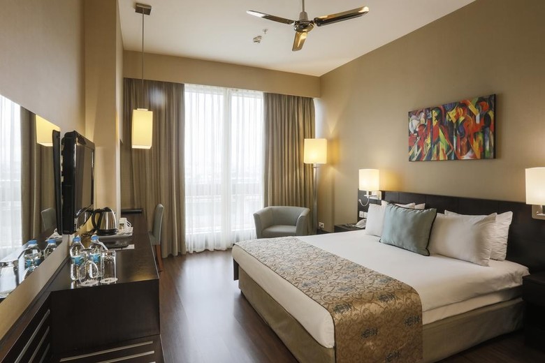 Isg Airport Hotel