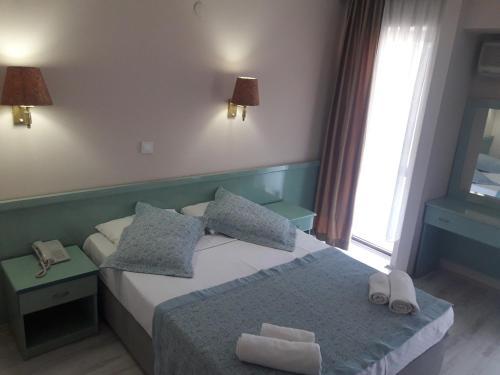 Minay Hotel Plus