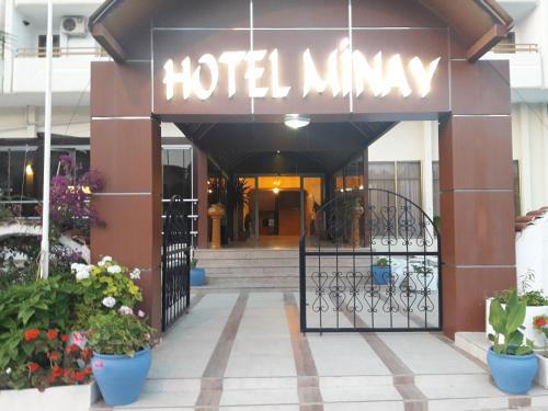 Minay Hotel Plus