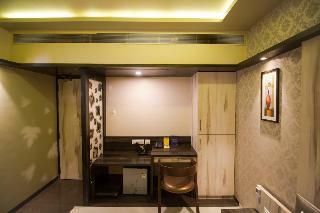 Fabhotel Regal Inn Pimpri Chinchwad