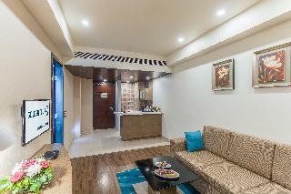 Hotel Golden Tulip Suites Gurgaon