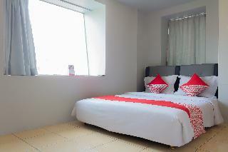 Hotel Oyo 208 G House