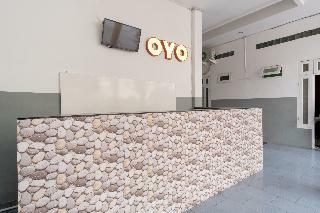 Hotel Oyo 447 Hutasimo Residence