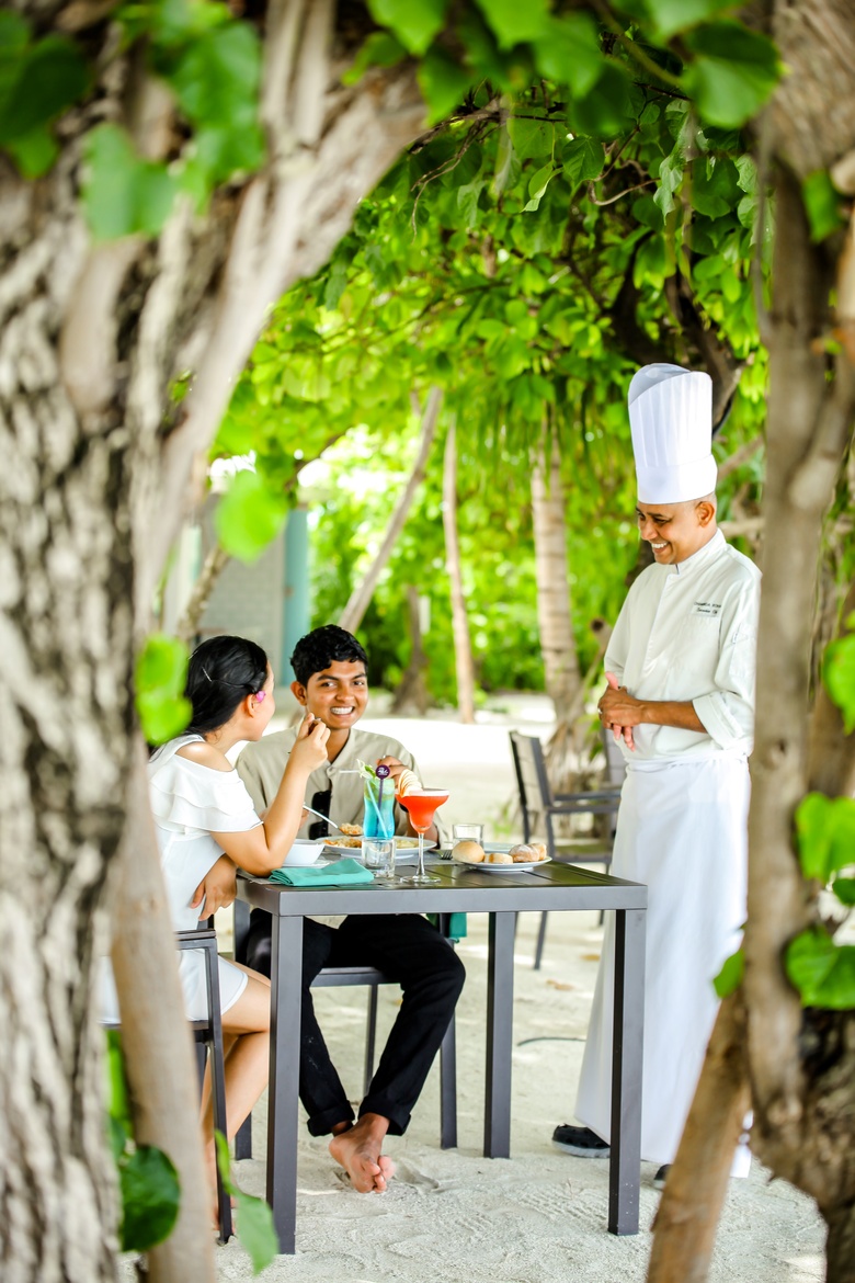 Hotel Rahaa Resort