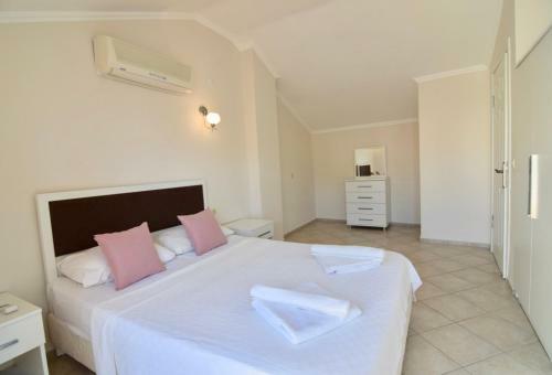 Sunset Beach Villas And Apartments