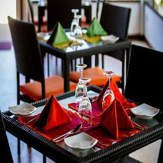 Pallazo Laamu Hotel