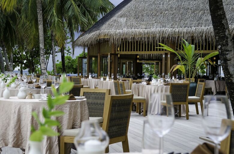 Hotel Mirihi Island Resort