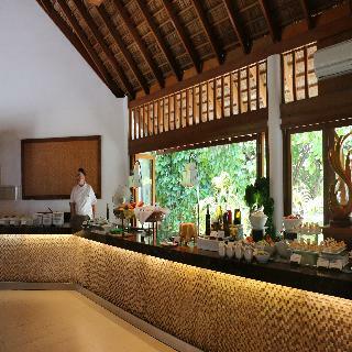 Hotel Vakarufalhi Island Resort