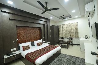 Hotel Red Castle