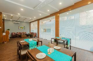 Oyo 11015 Hotel Airside
