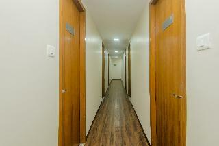 Oyo 11015 Hotel Airside
