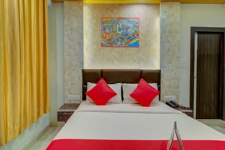 Hotel Oyo 11915 Varcity Park