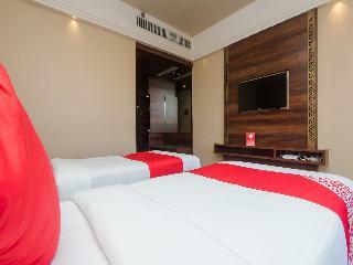 Oyo 12660 Hotel Crawford Inn