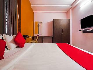 Hotel Oyo 13746 Mint Leaves